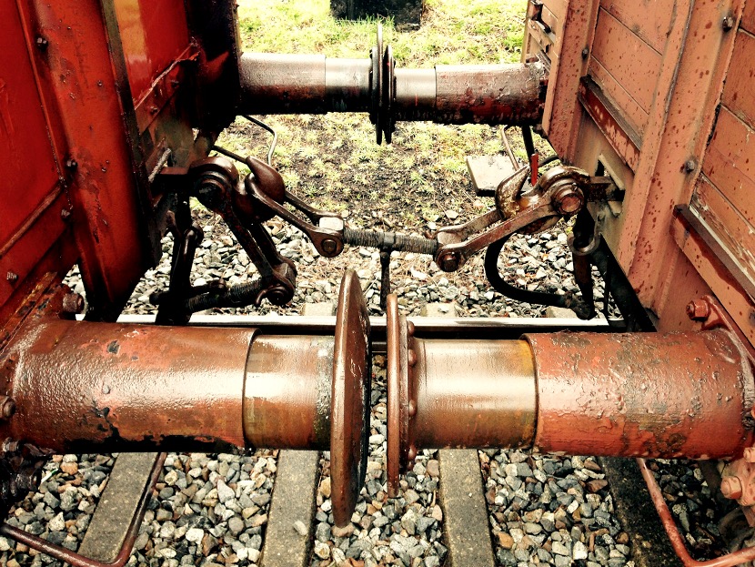 Im März 2015 wurden verschiedene Exponate an neue Orte im Bahnpark rangiert. 